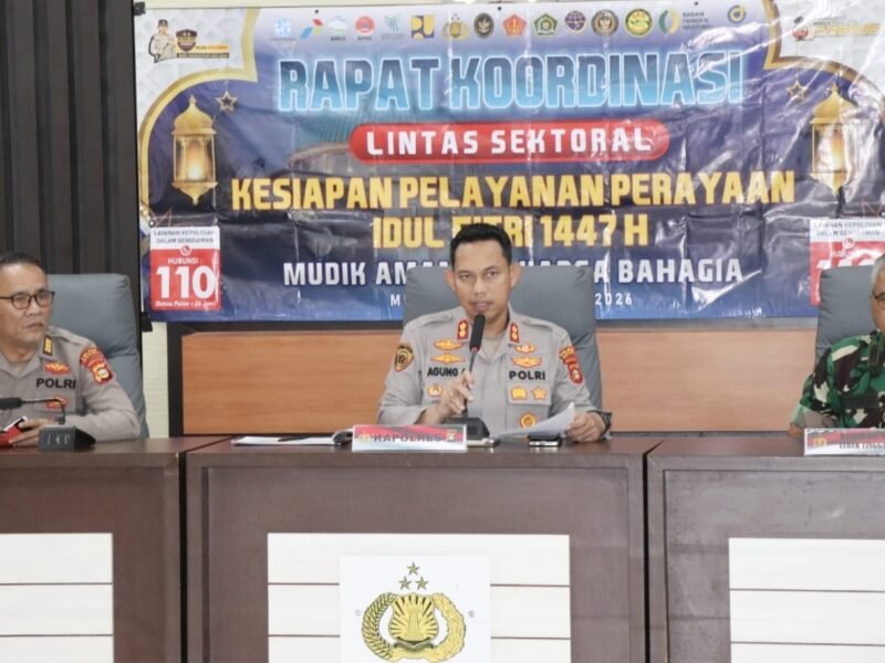Berikan Pelayanan Prima dan Humanis, Kapolres Musi Rawas Pimpin Langsung Rapat Koordinasi Lintas Sektoral Ops Ketupat Musi 2026