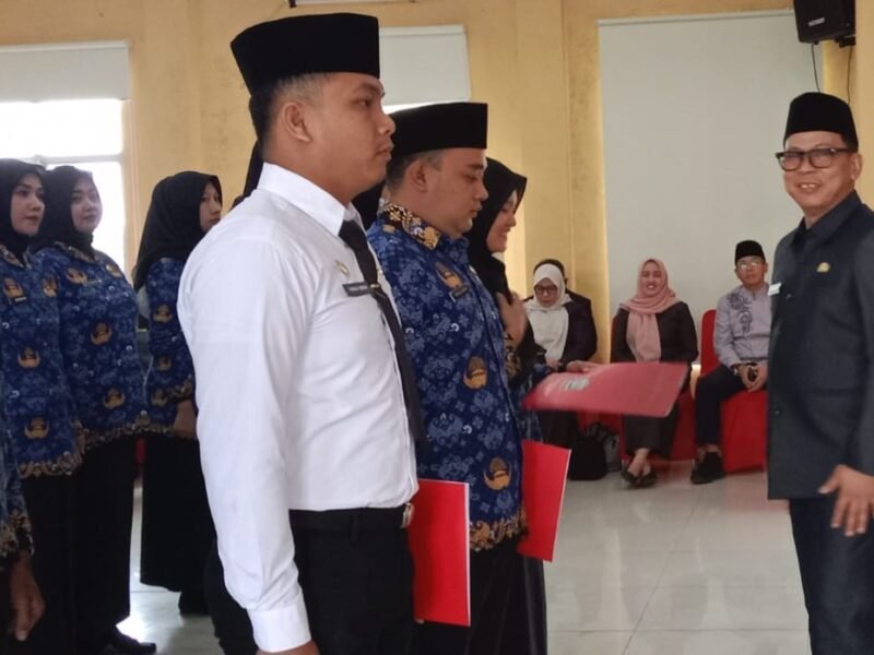 88 PNS dan CPNS Kedinasan Resmi Dilantik, Sekda Muratara Tekankan Tanggungjawab dan Kejujuran dalam Bekerja